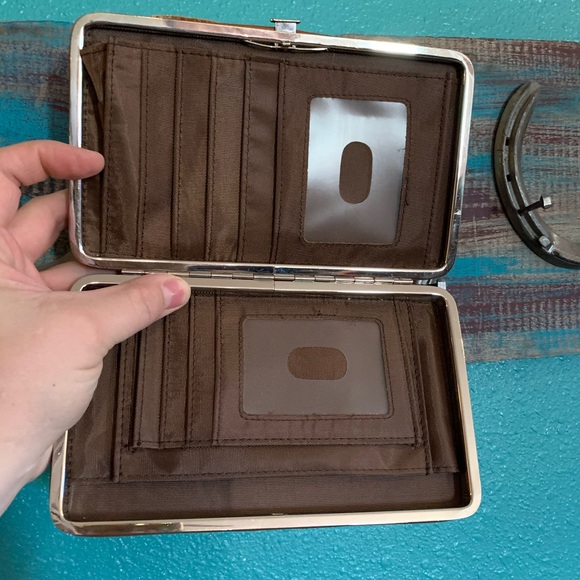 Wallet - Picture 2 of 3